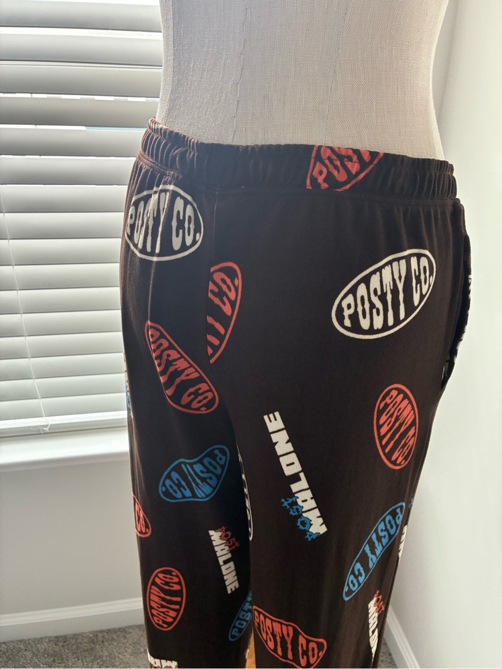 Posty Co Post Malone Women's Graphic Printed Sleepwear Pajama Pants - Picture 6 of 11